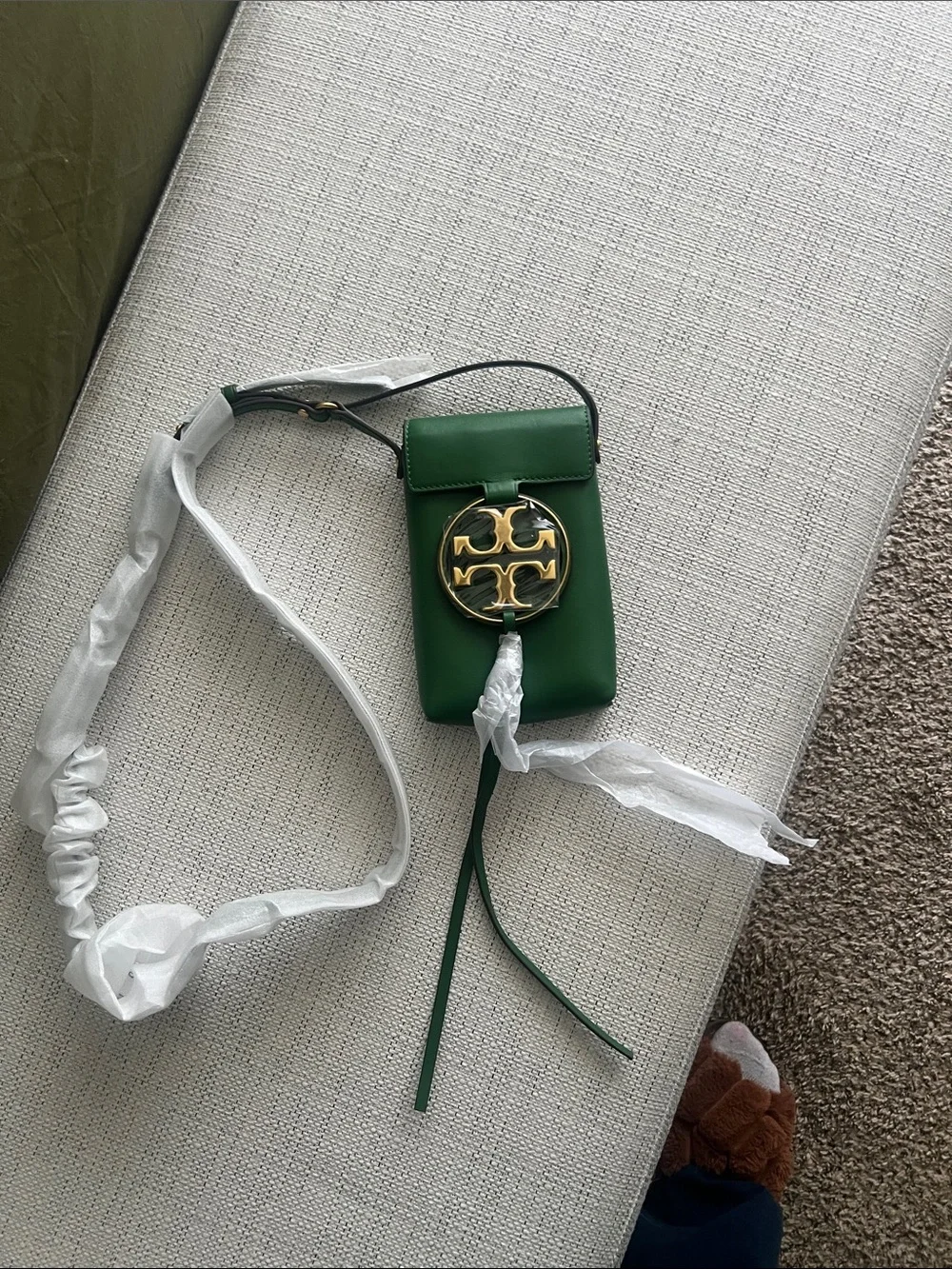 Tory Burch Emerald Green Leather Crossbody Phone Pouch with Gold Logo